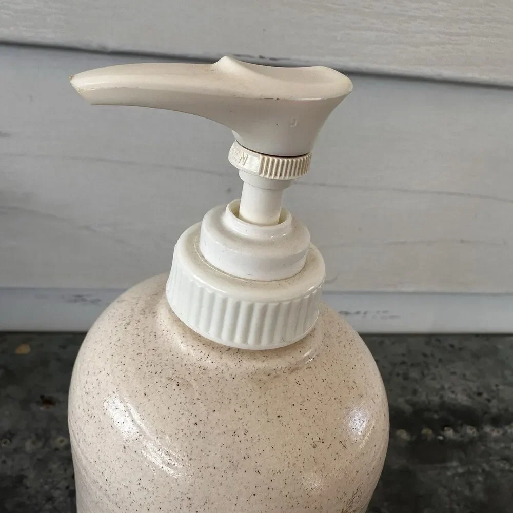 Vintage Home Garden Party Stoneware Soap Lotion Dispenser Birdhouse Flowers